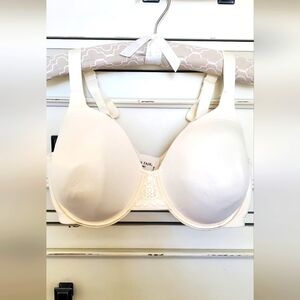 ***SALE***Vanity Fair Beauty Back Smoothy Underwire Bra NEVER WORN